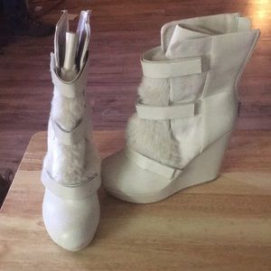 Juicy couture wedges